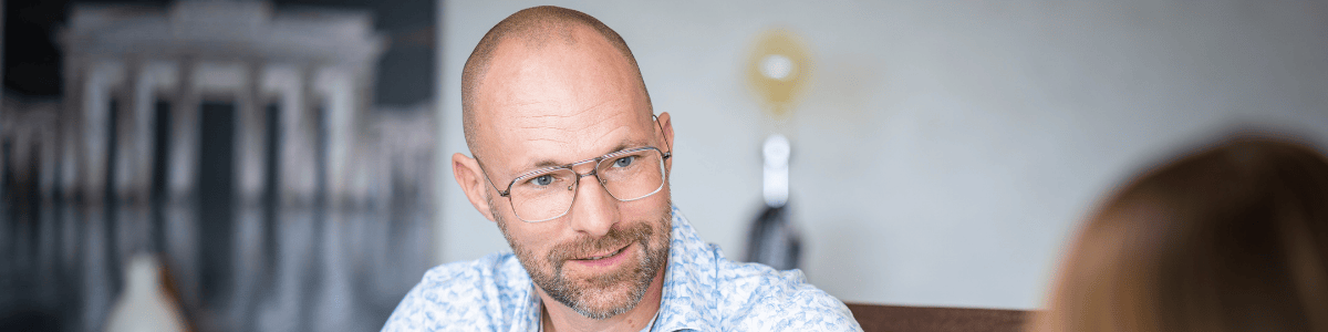 Florian Gradwohl Coaching im Gespräch mit Unternehmerin